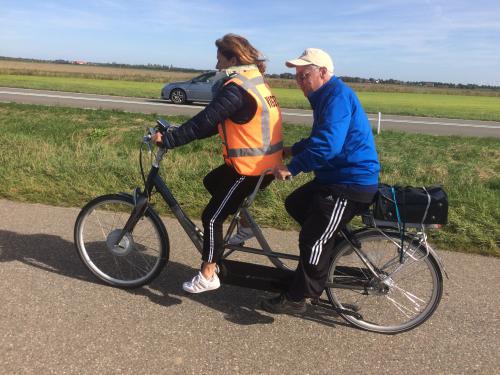 Het tweede deel van deze tocht kreeg Eric een nieuwe voorrijder. Leandra nam het over van haar broer Frans