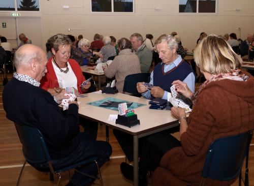 Enkele deelnemers bezig met hun spel