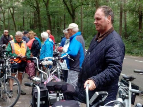 Ger, hier op de voorgrond, tijdens de vudb-stop op de Molenzichtweg