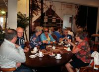 Lekkere koffie met gebak voor we aan de tocht begonnen