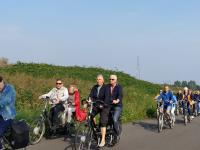 Lekker in het zonnetje fietsen tijdens de toct van Esmeralda